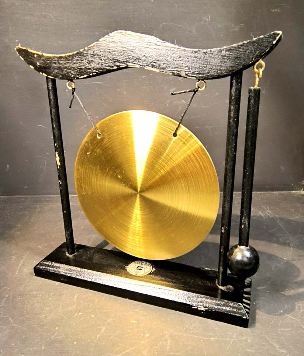 2289. Feng Shui Desktop Brass Gong Wooden Stand and Mallet